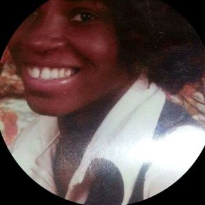 Meet your Posher, Frances